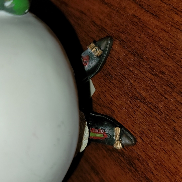 Snowman Lady with Red Hat - Picture 8 of 8